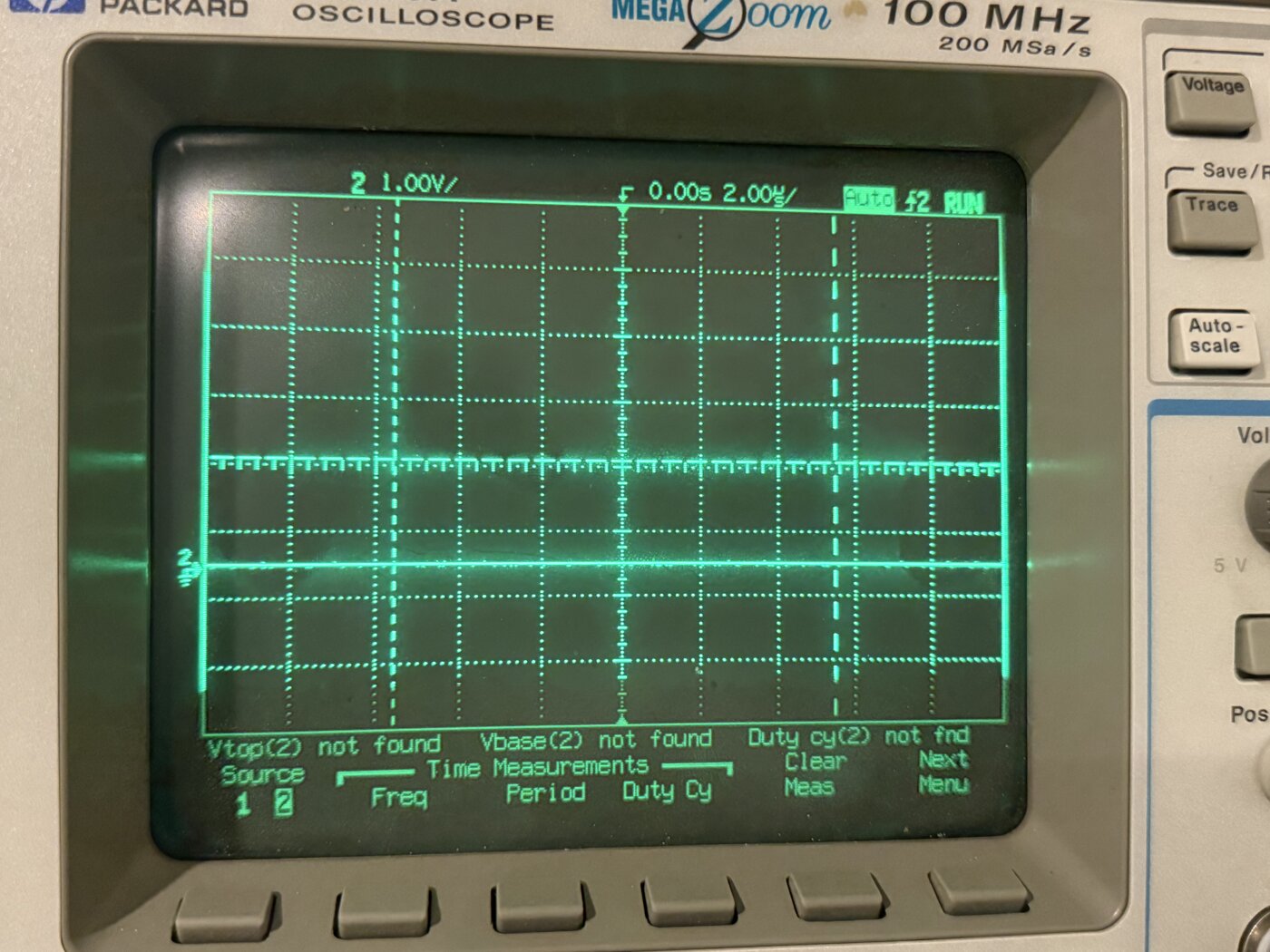 Oscilloscope capture showing the actuator output at safe-low after a fault